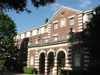 University of Oregon Straub Hall